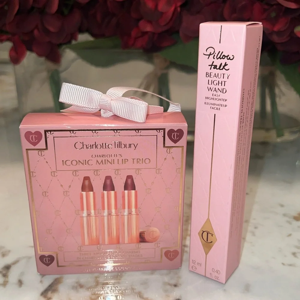NIB Charlotte Tilbury Bundle - Beauty Light Wand and Iconic Mini Lip Trio - Picture 1 of 13